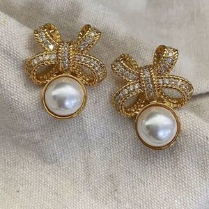 Vintage style bow earrings A1128